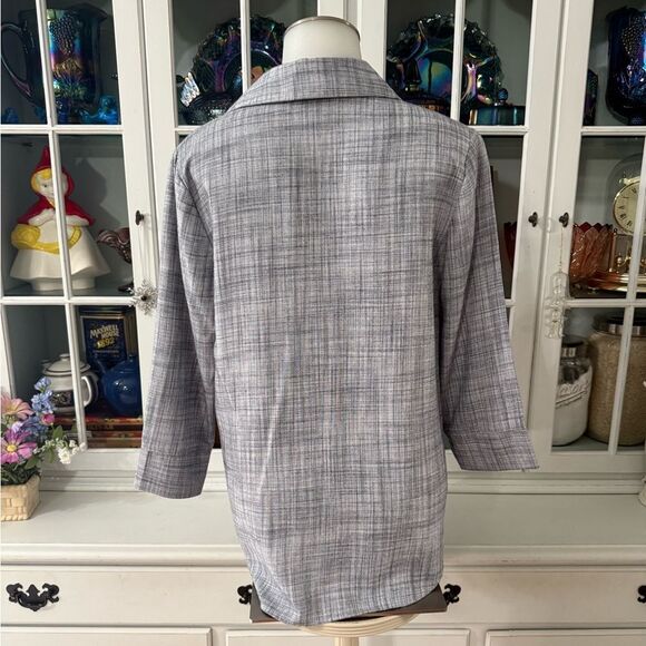 Van Heusen Gray V-neck Collared Shirt Size XS - Picture 4 of 8